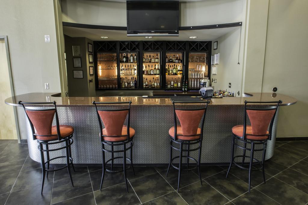 Spark By Hilton Artesia Exterior photo
